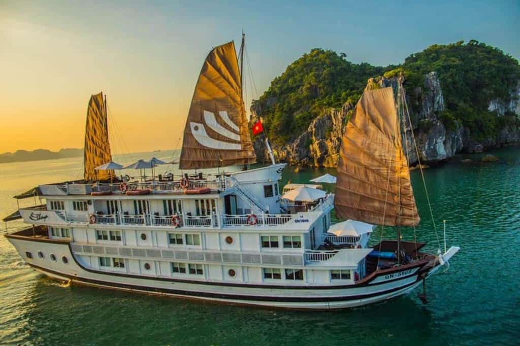 halong bay cruise pictures