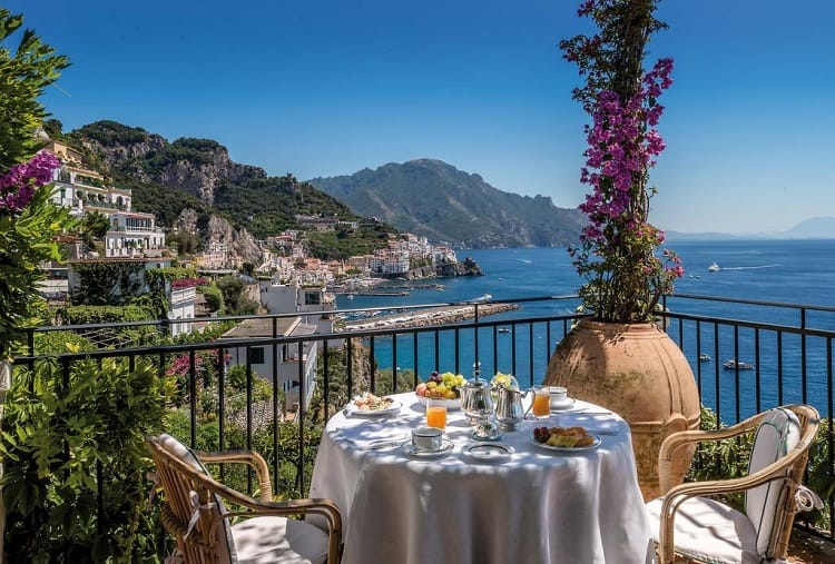 15 Best Hotels in Amalfi Town, Italy for an Unforgettable Vacation