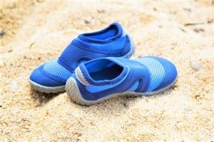 Best Water Shoes for Toddlers and Babies [2024 Reviews and Guide]