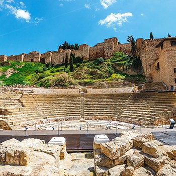 Malaga Walking Tour to see The roman theatre