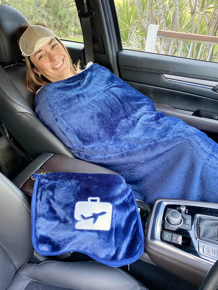 best travel blanket for airplane and cars is eversnug
